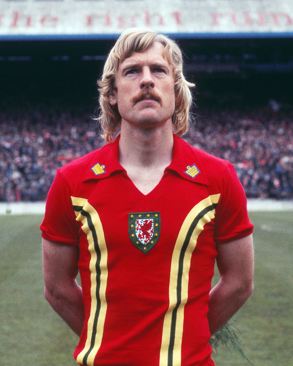 Wales, 1976: The Shirt That Changed the Look of International Football