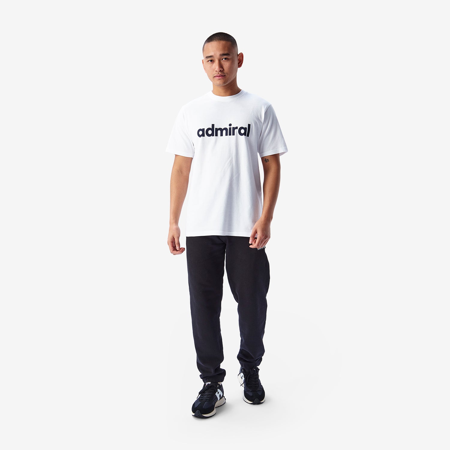 Admiral ホワイト Tシャツ Admiral Ball Graphic T-Shirt - White - Admiral Sports