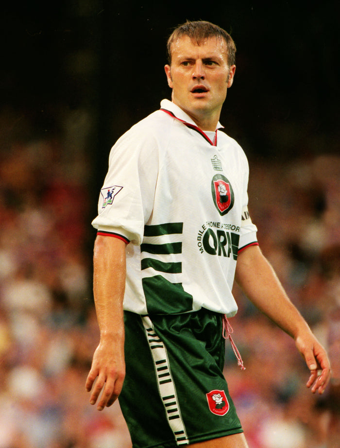 Barnsley 1997 Barnsley Fc Away Kit Barnsley 1997-98 Retro Away